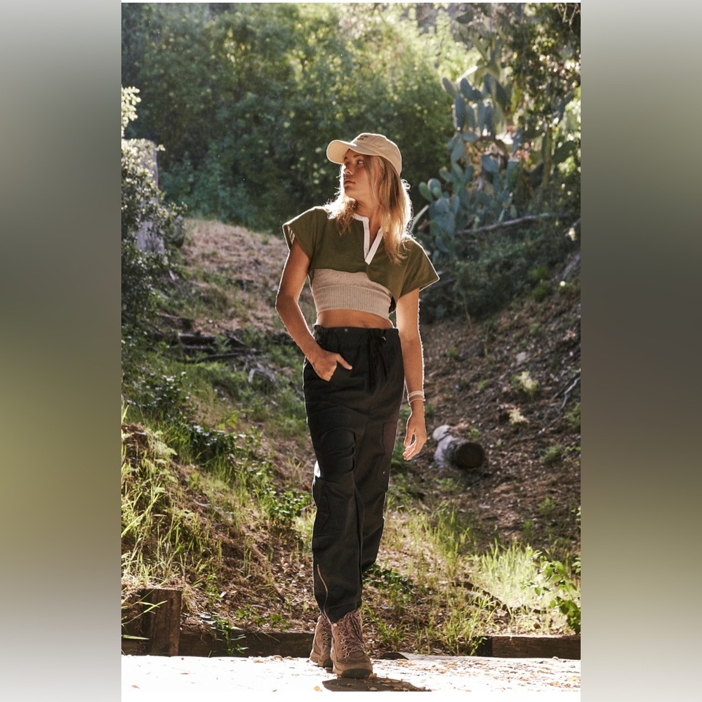 22-FREE PEOPLE ALL TIME TREKKER PANTS